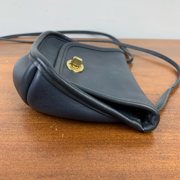 Coach Black Leather Crossbody Satchel with Gold Turnlock - Picture 11 of 16